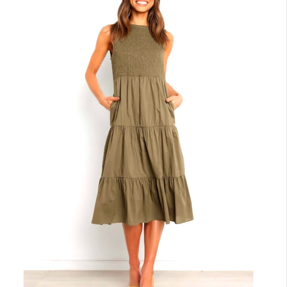 Womens khaki, sleeveless, smocked, tiered, midi summer dress with pockets (S)
